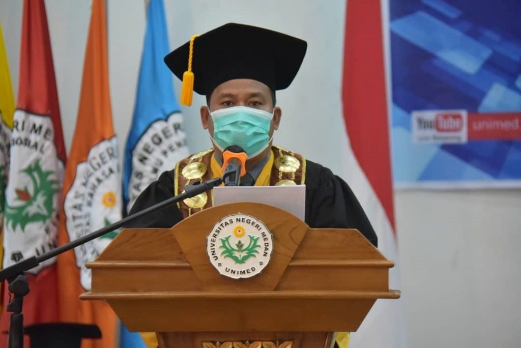 KEGIATAN WISUDA DARING UNIVERSITAS NEGERI MEDAN